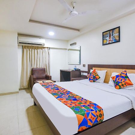 Fabhotel Leela Grand Inn Vijayawāda Esterno foto